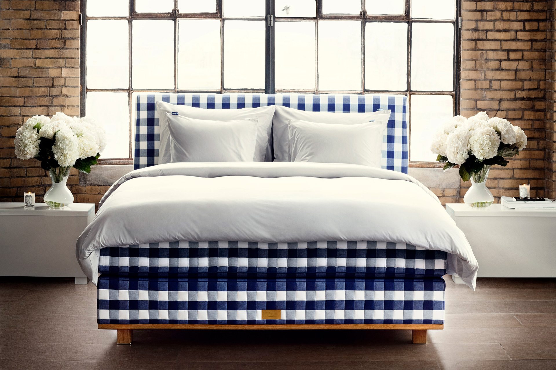 The Most Luxurious Beds In World, Average Cost Of Bed Frame Uk