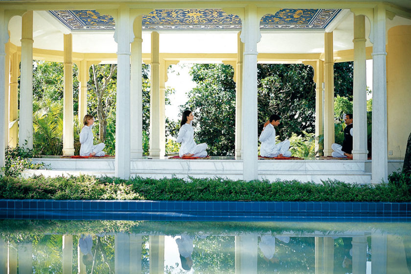 The Spa Guide: Your complete guide to luxury spas around 