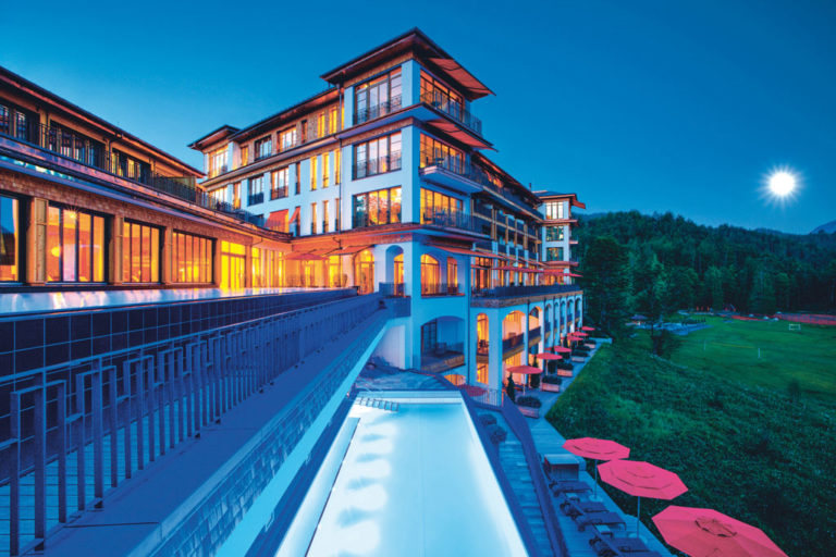 The Spa Guide: Your complete guide to luxury spas around 